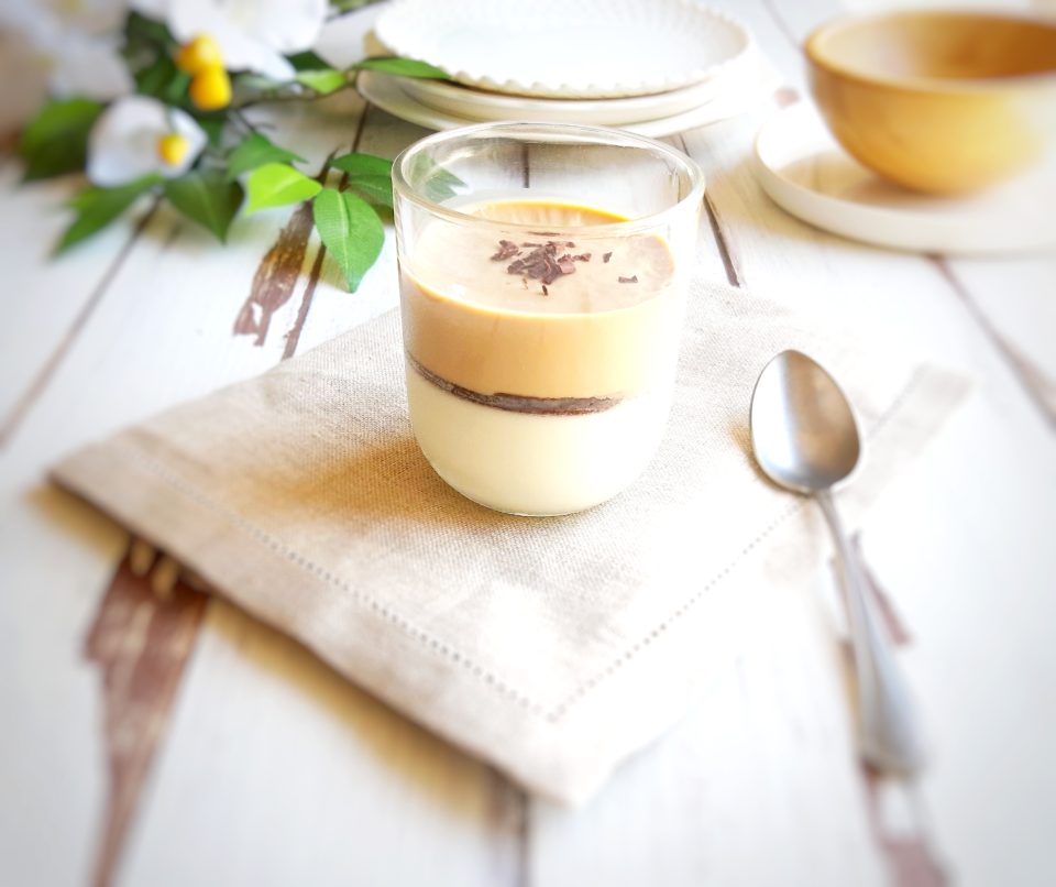 Panna cotta al caffè e vaniglia